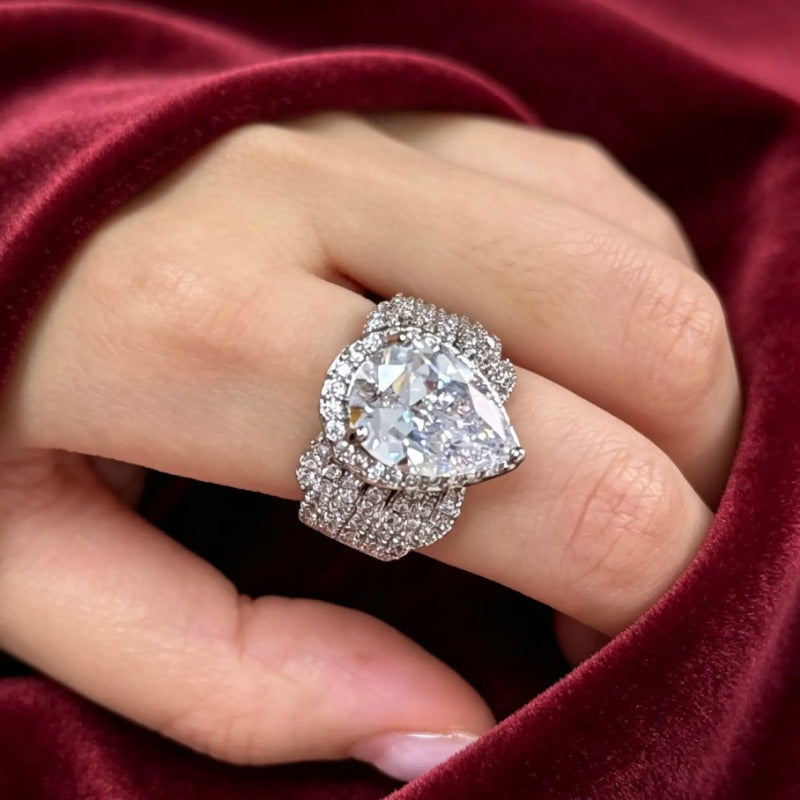Radiant Pear Cut Band