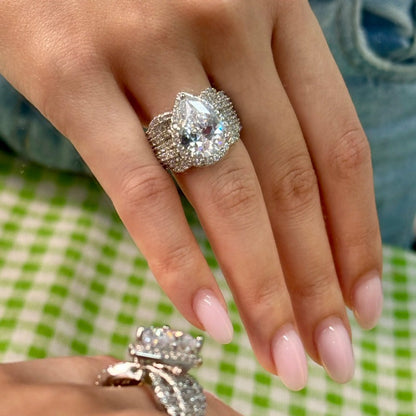 Radiant Pear Cut Band